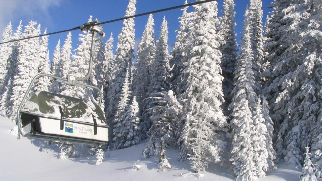 Soleil Chalet By Bear Country Sun Peaks Exteriör bild